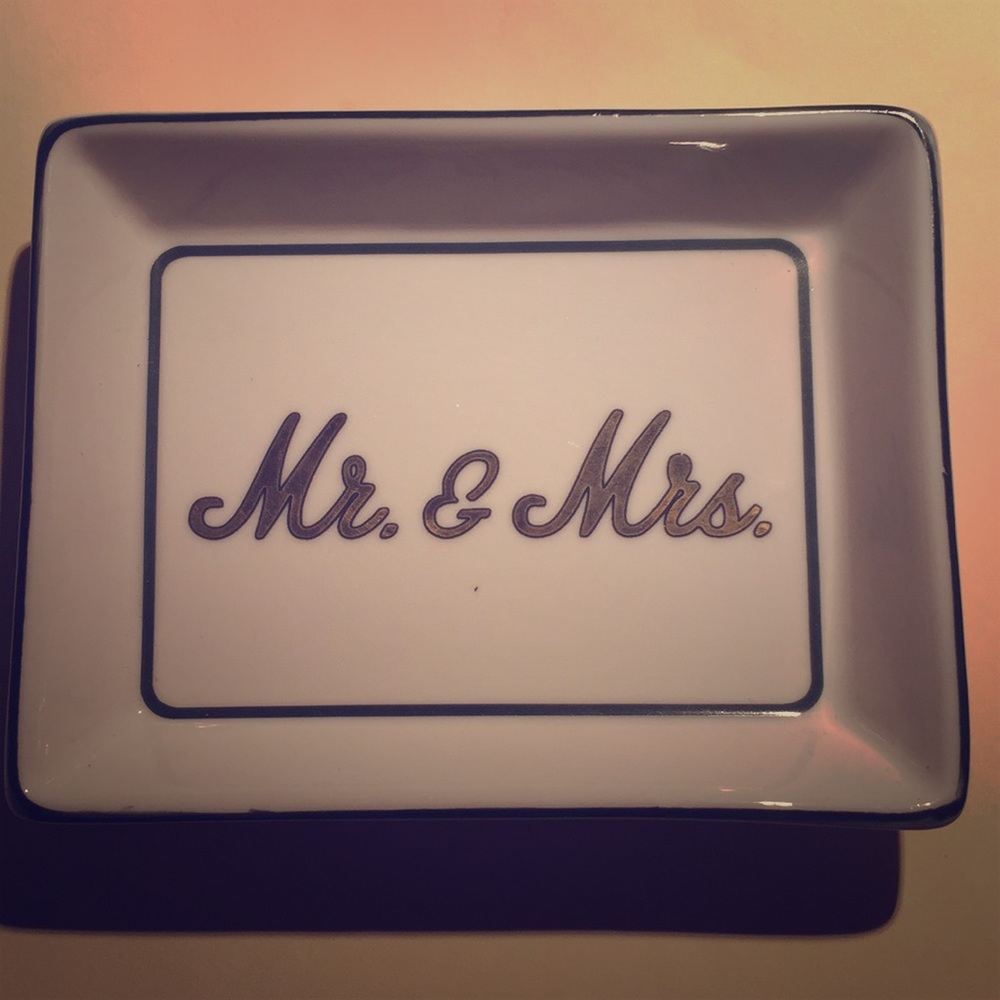 Ceramic Mr & Mrs Jewelry Cache